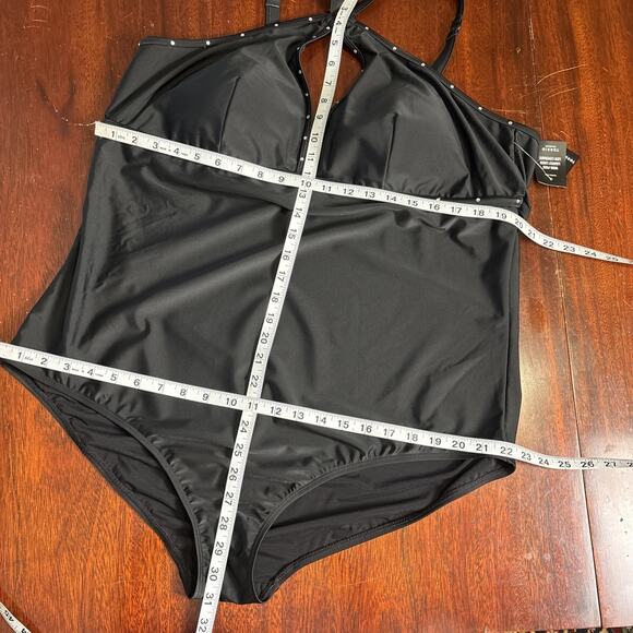 Torrid‎ Wire Free One Piece Swimsuit Size 4X (26) Rhinestone Black Halter NWT - Picture 6 of 9